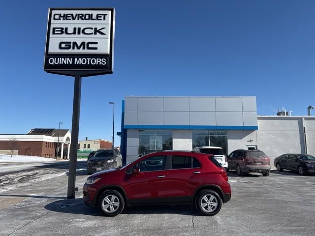 Used 2020 Chevrolet Trax LT with VIN 3GNCJPSB6LL218136 for sale in Ellsworth, WI