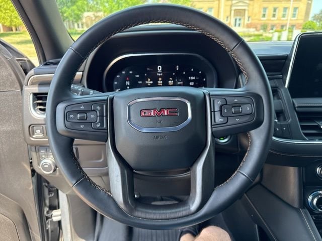 2024 GMC Yukon AT4 - Photo 18