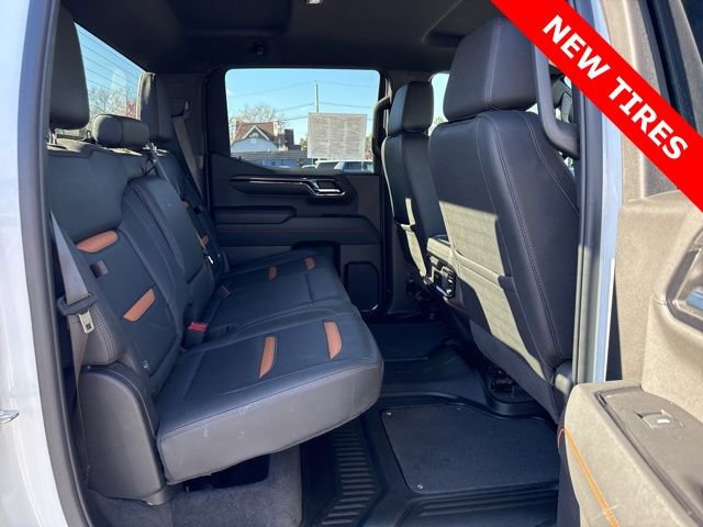 2024 GMC Sierra 1500 AT4 - Photo 10