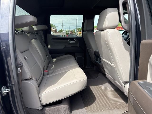 2022 Chevrolet Silverado 1500 LTZ - Photo 10
