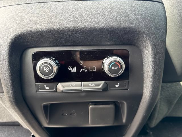 2026 GMC Acadia Elevation - Photo 14