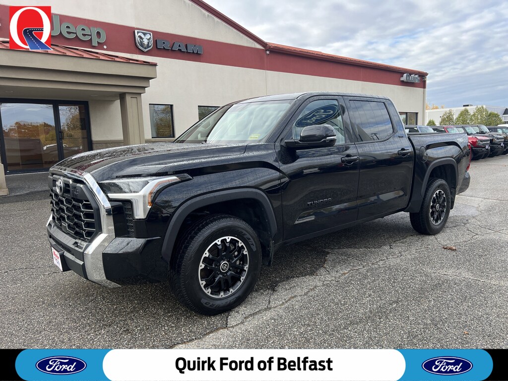Used 2023 Toyota Tundra 4WD SR5 SR5 CrewMax 5.5 Bed