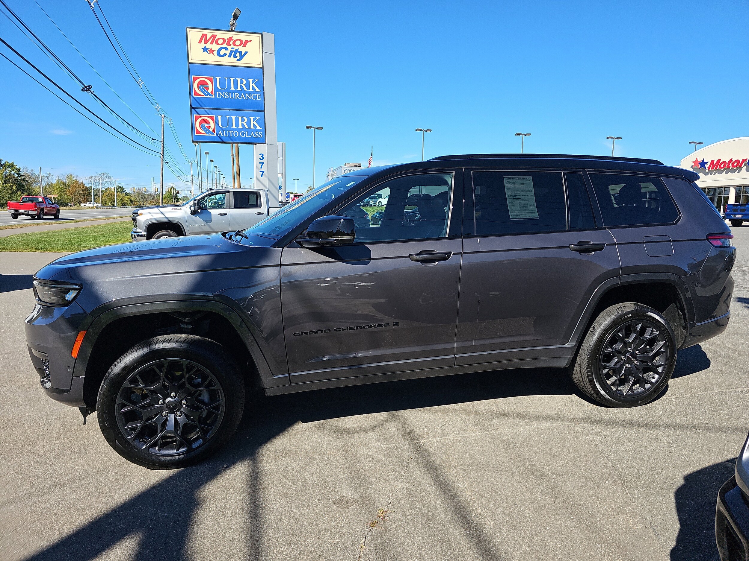 2024 Jeep Grand Cherokee L Summit photo 2