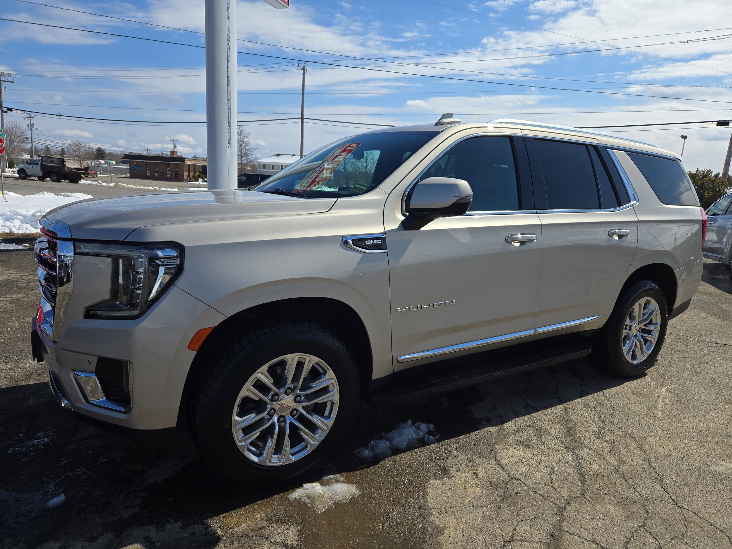 Used 2021 GMC Yukon SLT with VIN 1GKS2BKD8MR145842 for sale in Bangor, ME