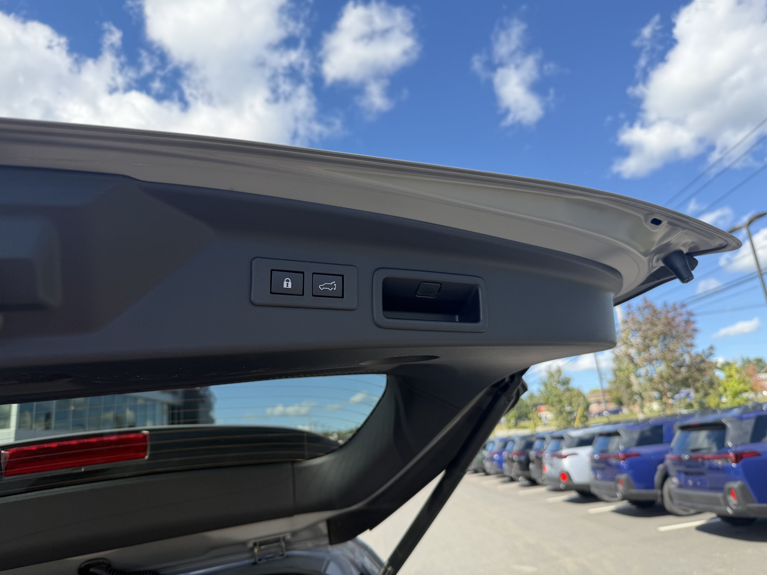 2026 Subaru Forester Premium - Photo 18
