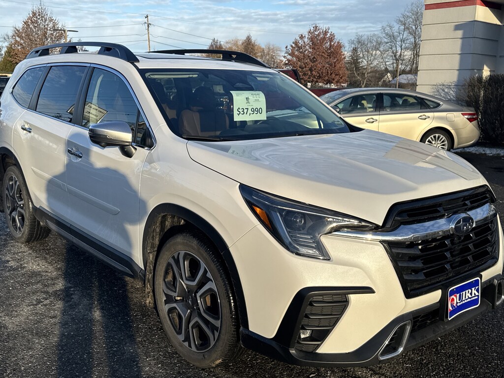 Used 2023 Subaru Ascent Touring Touring 7-Passenger