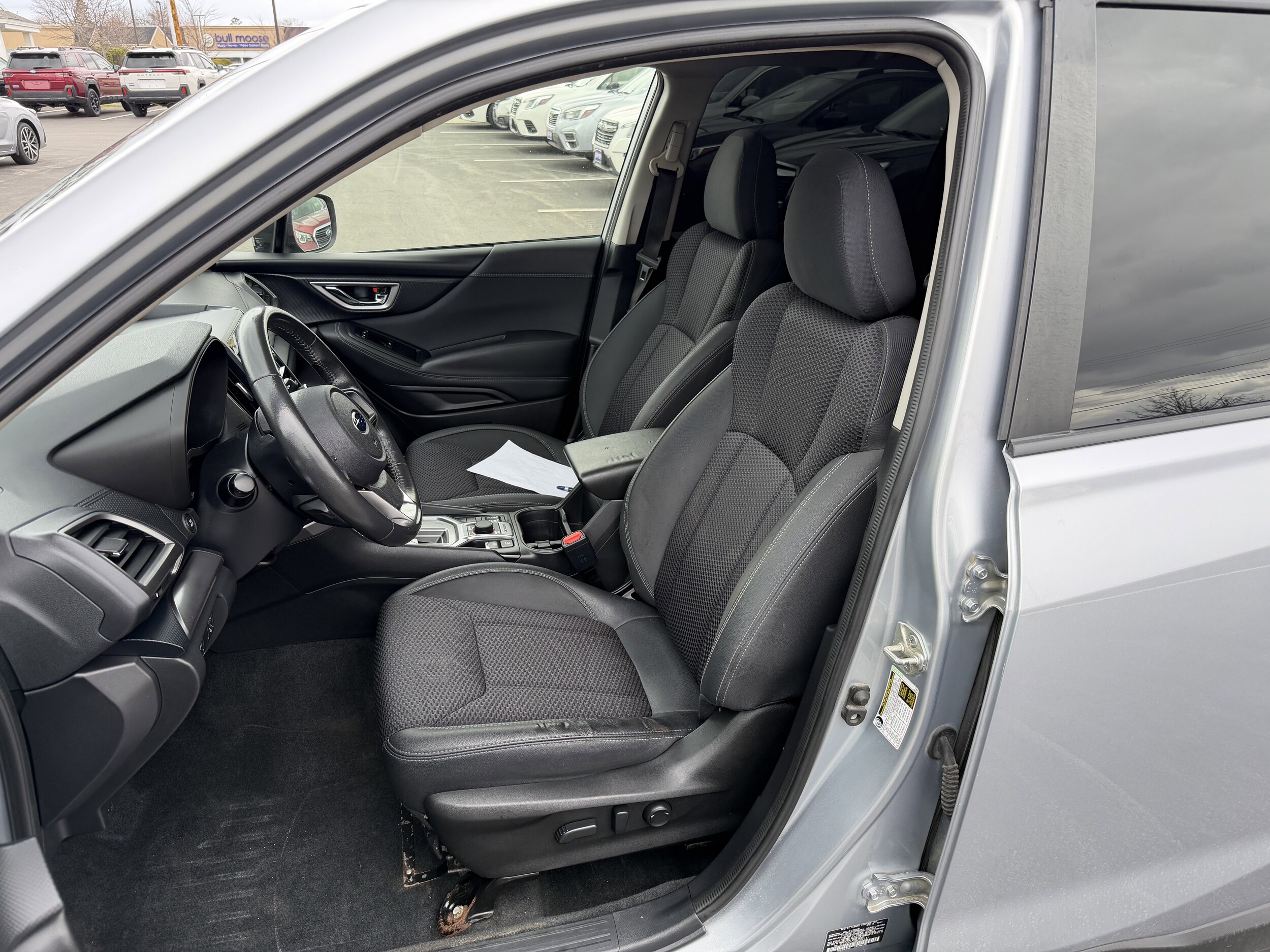 2021 Subaru Forester Premium - Photo 9