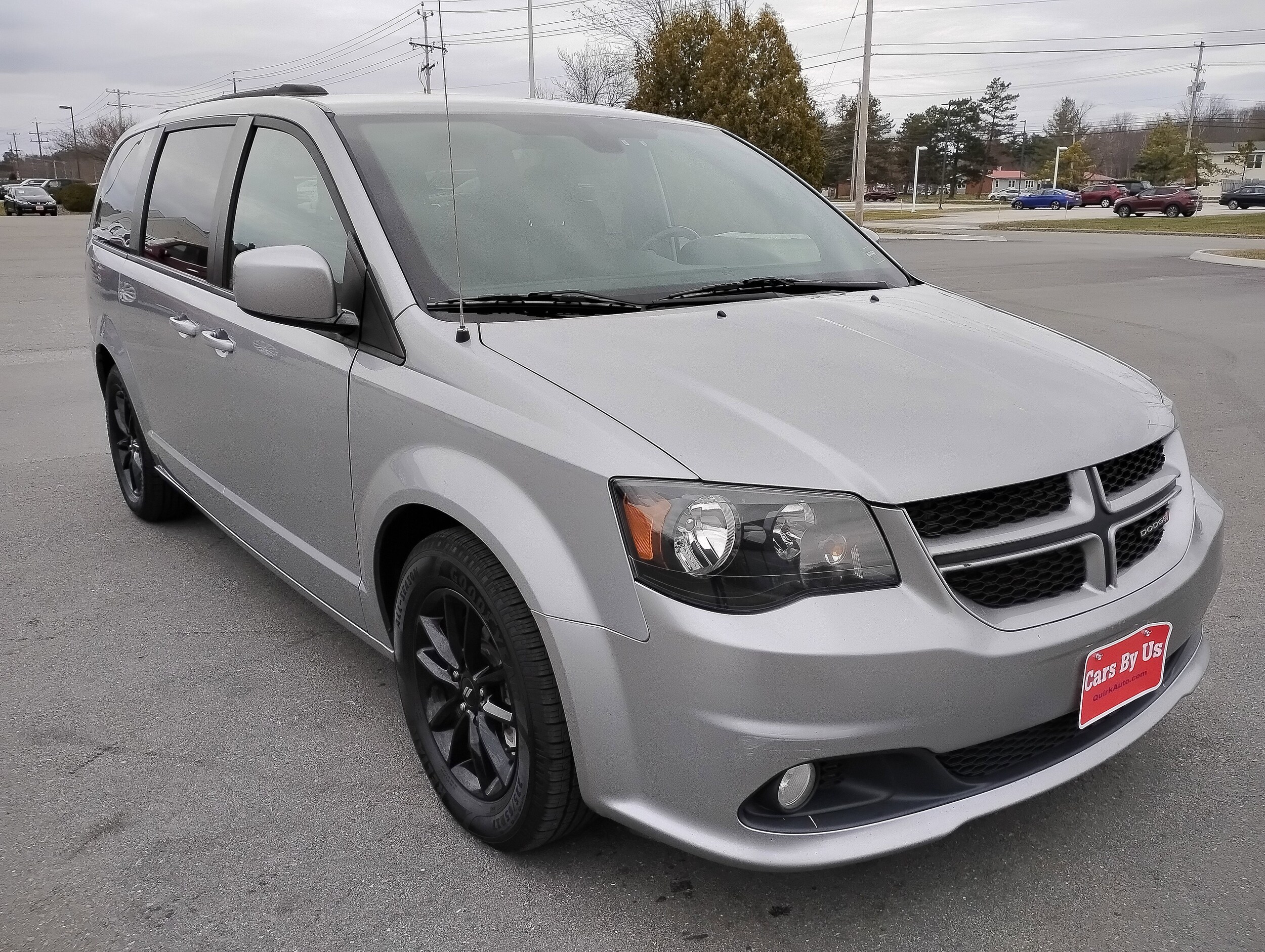 2019 Dodge Grand Caravan GT photo 2