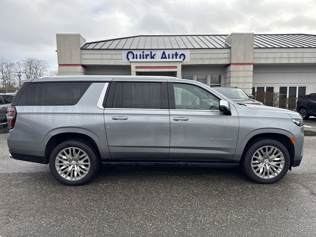 Used 2023 Chevrolet Suburban Premier 4WD Premier