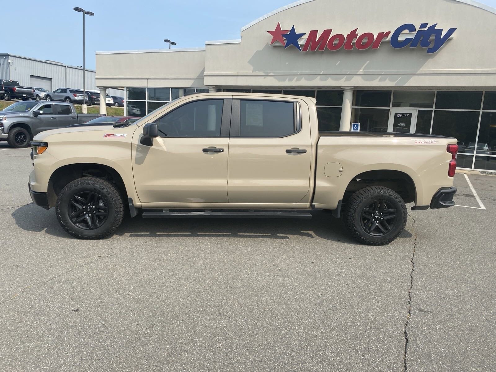 Used 2022 Chevrolet Silverado 1500 Custom with VIN 3GCPDCEK8NG573911 for sale in Bangor, ME