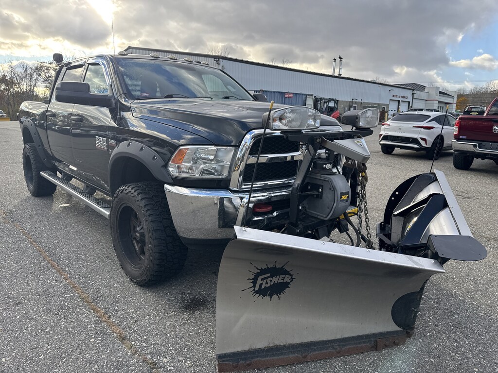 Used 2017 Ram 2500 Tradesman Tradesman 4x4 Crew Cab 64 Box