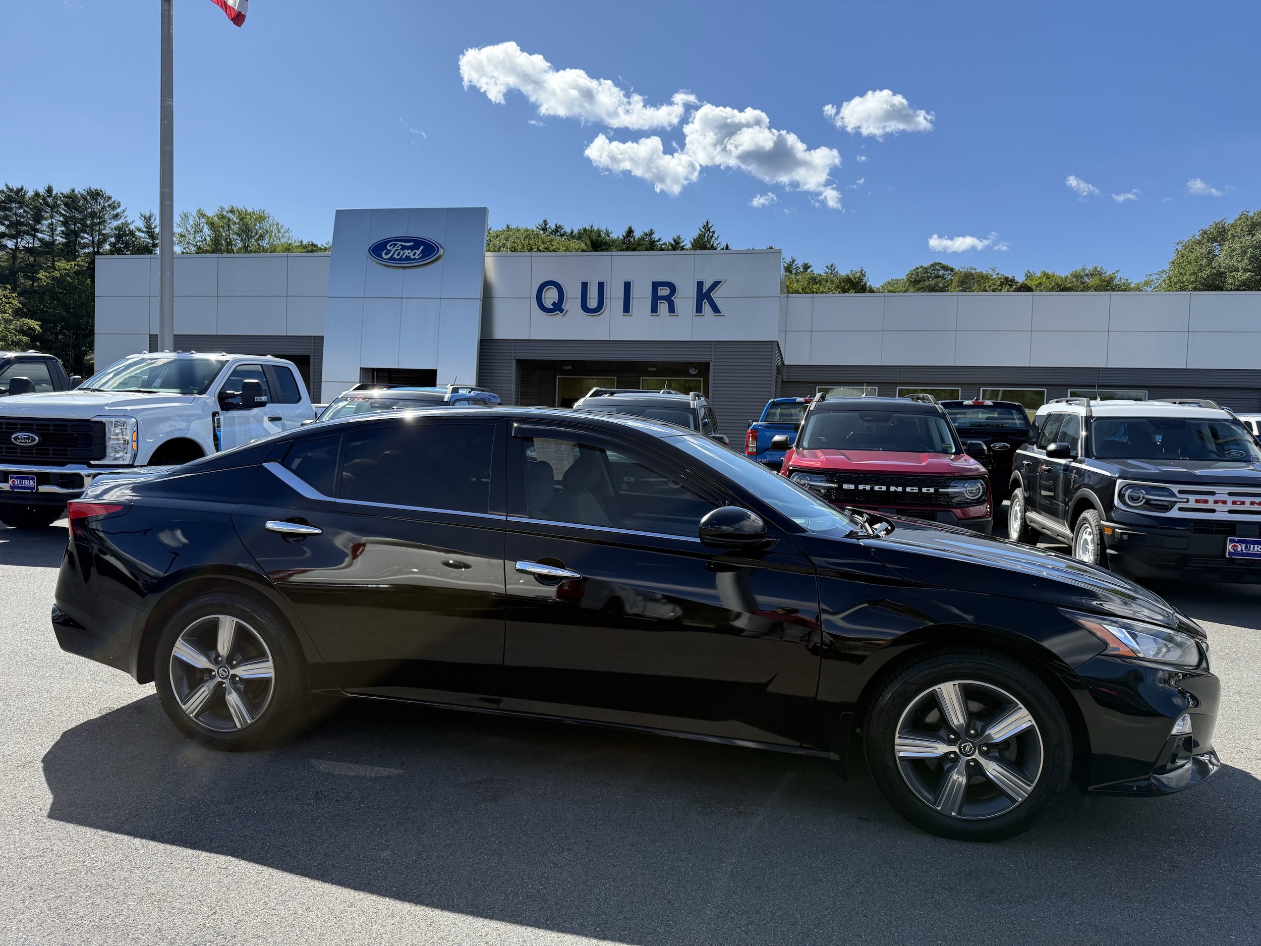 Used 2019 Nissan Altima SL with VIN 1N4BL4EVXKC136591 for sale in Bangor, ME