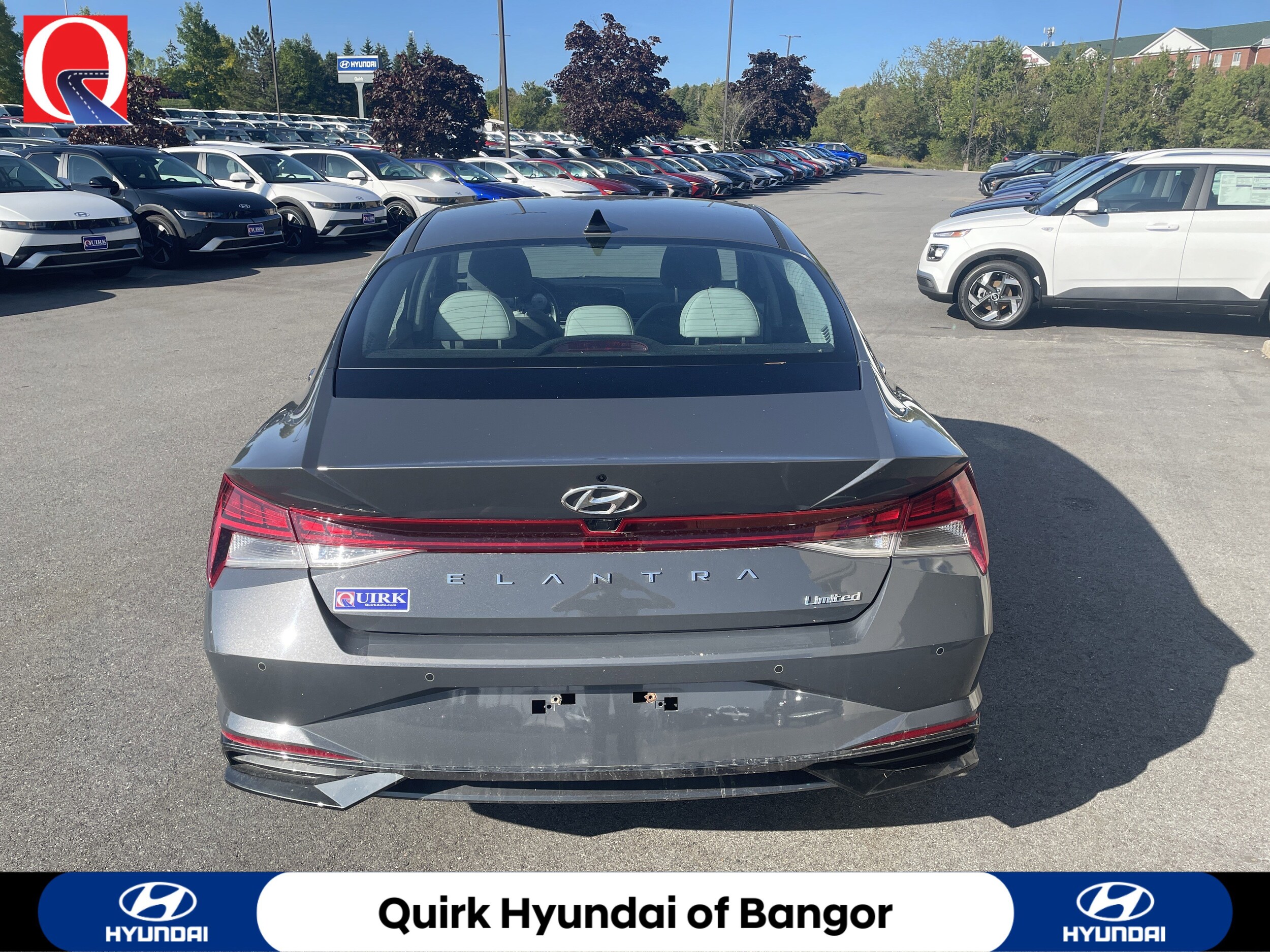 2023 Hyundai Elantra Limited photo 3