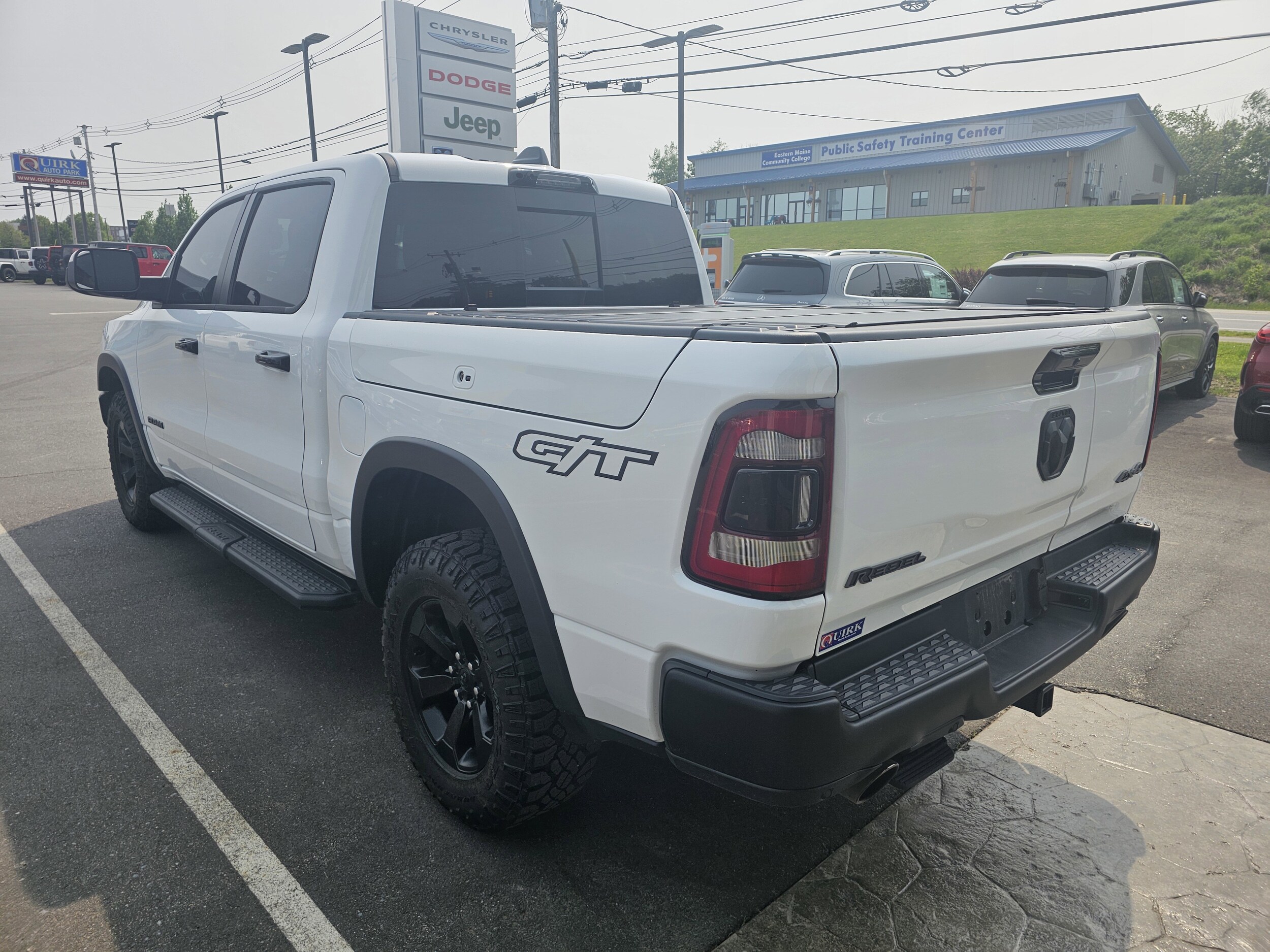 2024 Ram 1500 Rebel photo 3