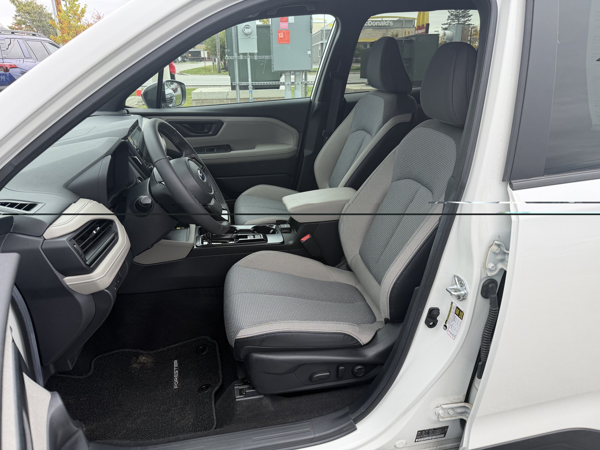 2026 Subaru Forester Premium - Photo 9