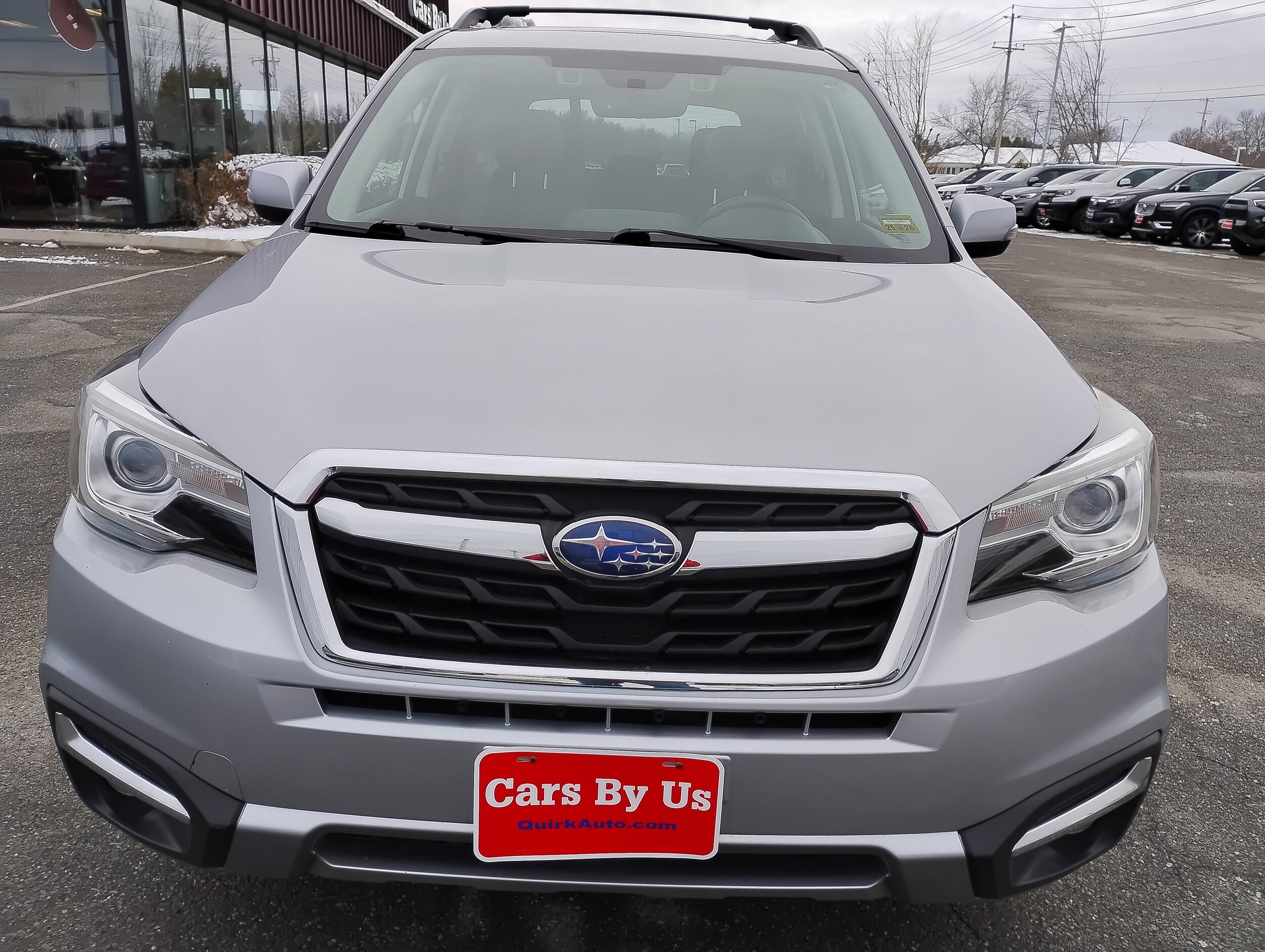 2018 Subaru Forester Touring photo 2