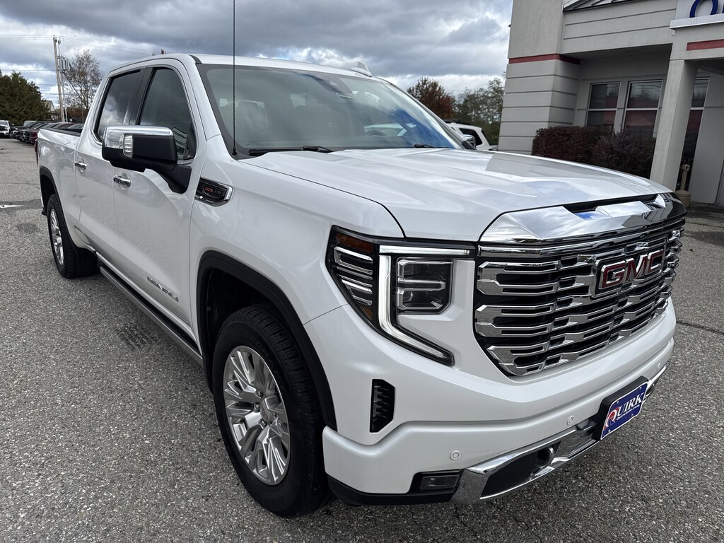 Used 2022 GMC Sierra 1500 Denali 4WD Crew Cab 157 Denali