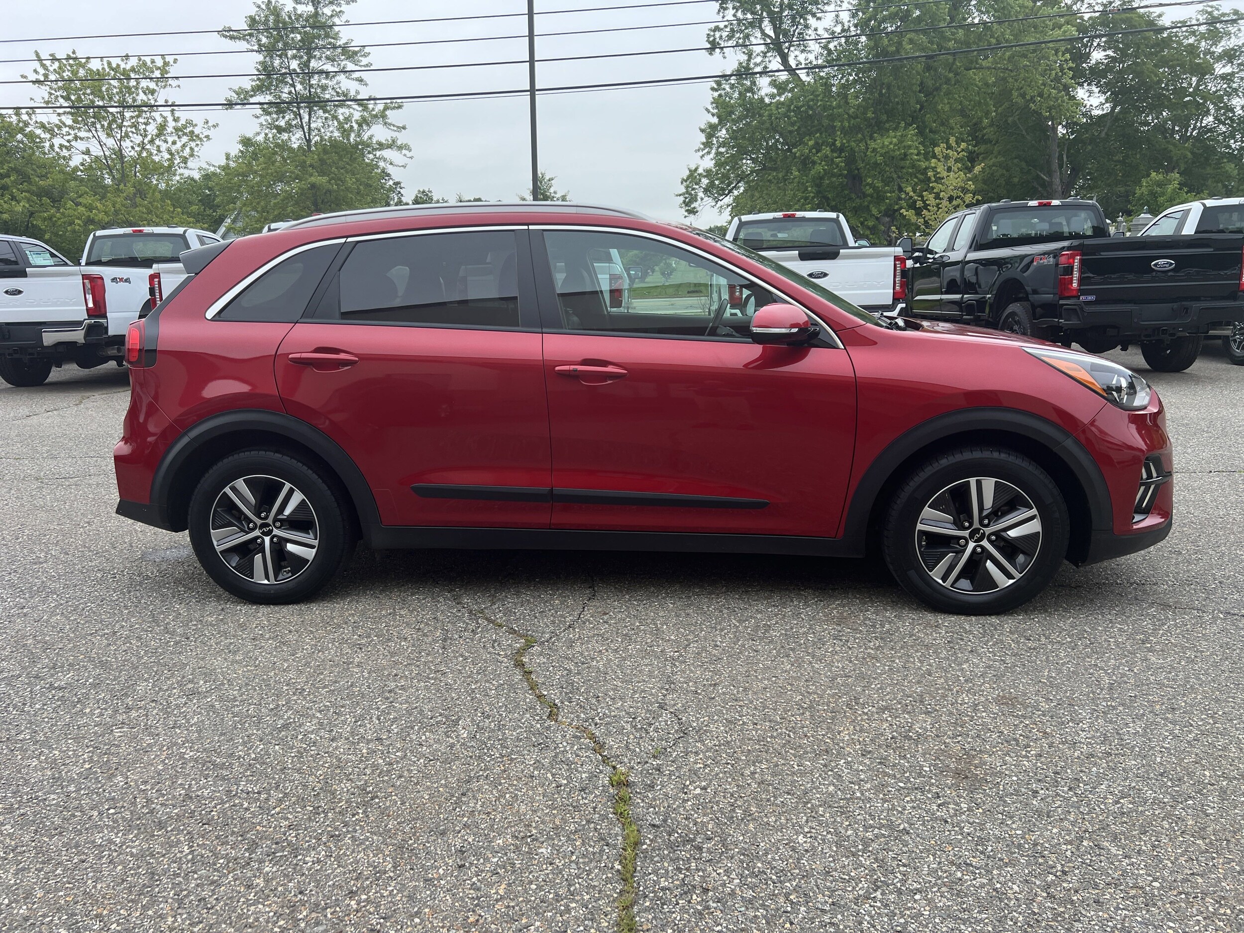 2022 Kia Niro Plug-In Hybrid EX photo 3
