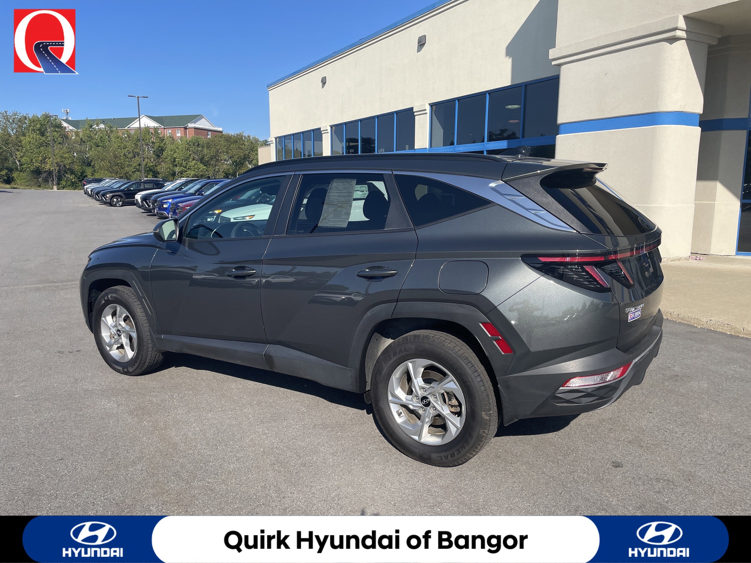 2022 Hyundai Tucson SEL photo 2