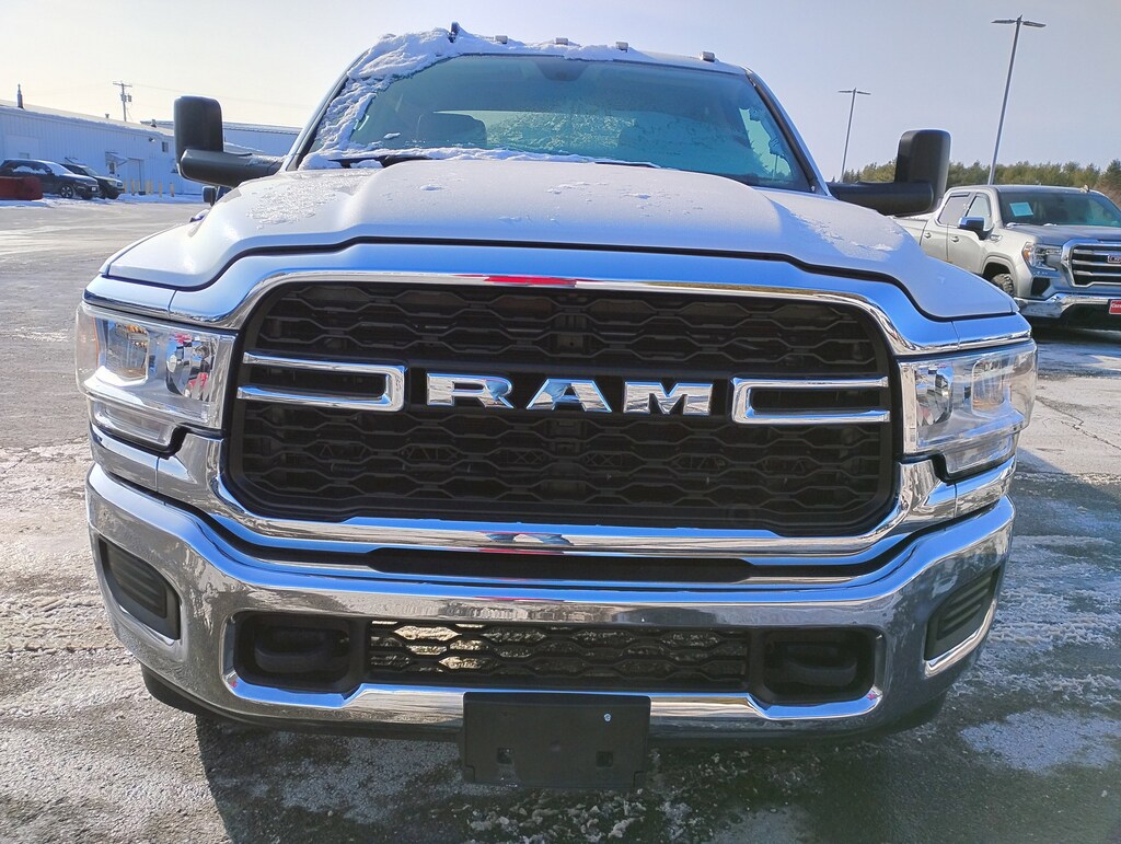 Used 2019 Ram 3500 Chassis Cab Tradesman Tradesman 4WD Crew Cab 60 CA 172.4 WB