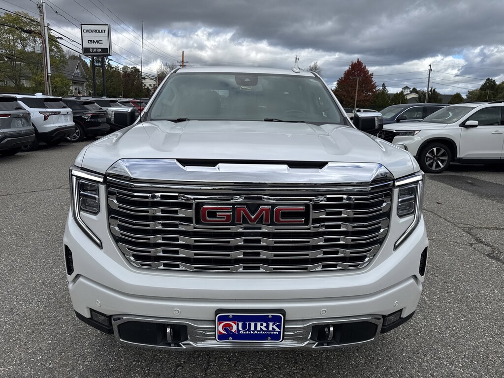 Used 2022 GMC Sierra 1500 Denali 4WD Crew Cab 157 Denali