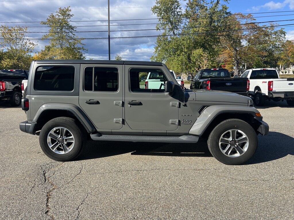 Used 2019 Jeep Wrangler Unlimited Sahara Sahara 4x4