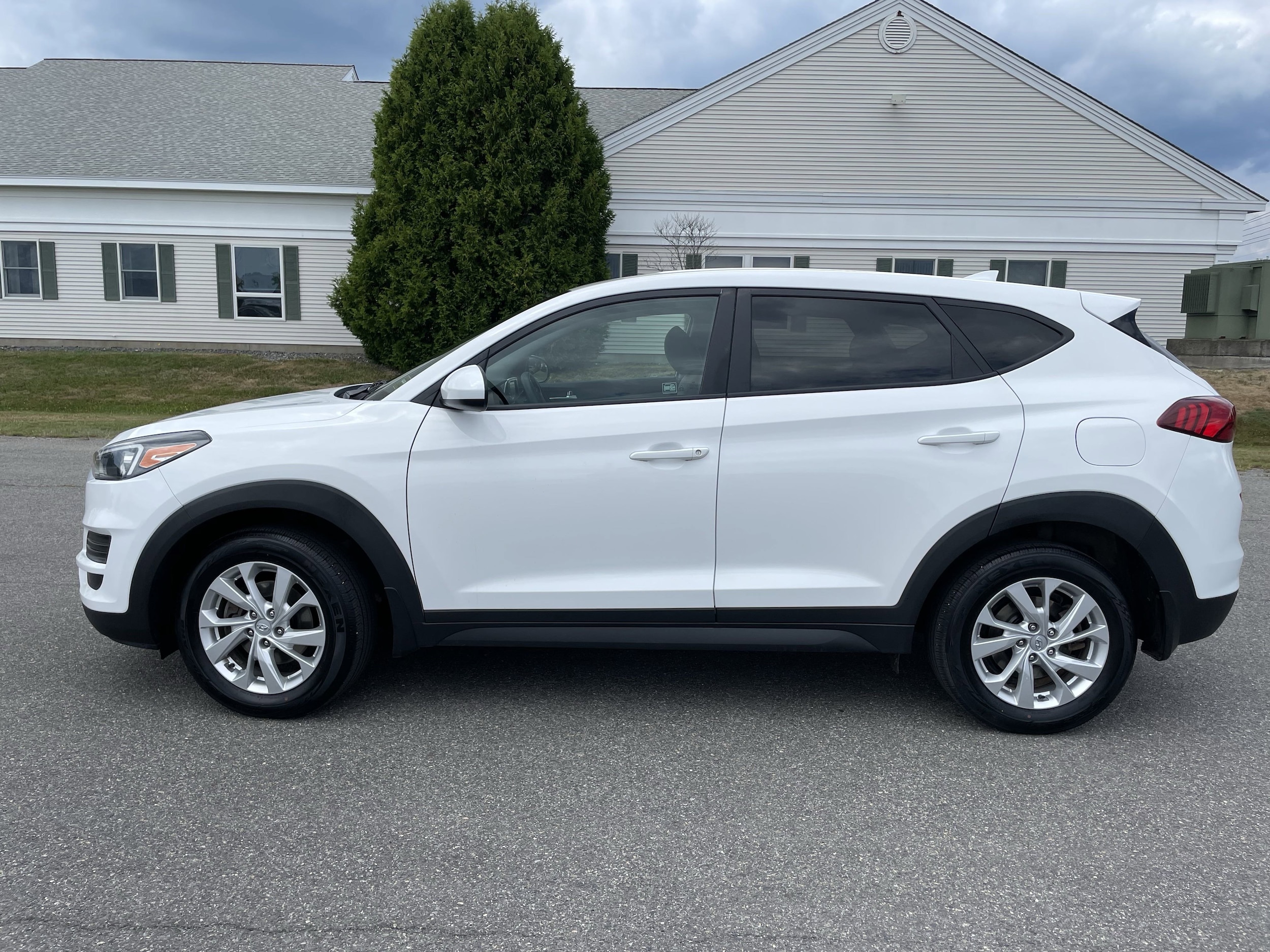 Used 2019 Hyundai Tucson SE with VIN KM8J2CA4XKU880908 for sale in Bangor, ME