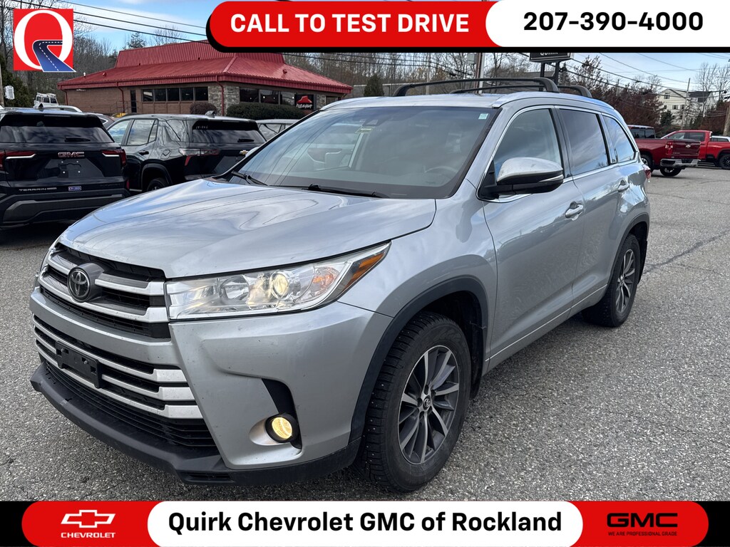 Used 2018 Toyota Highlander SE SE V6 AWD