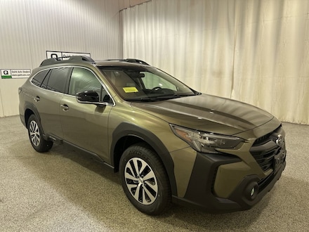 2025 Subaru Outback Premium SUV