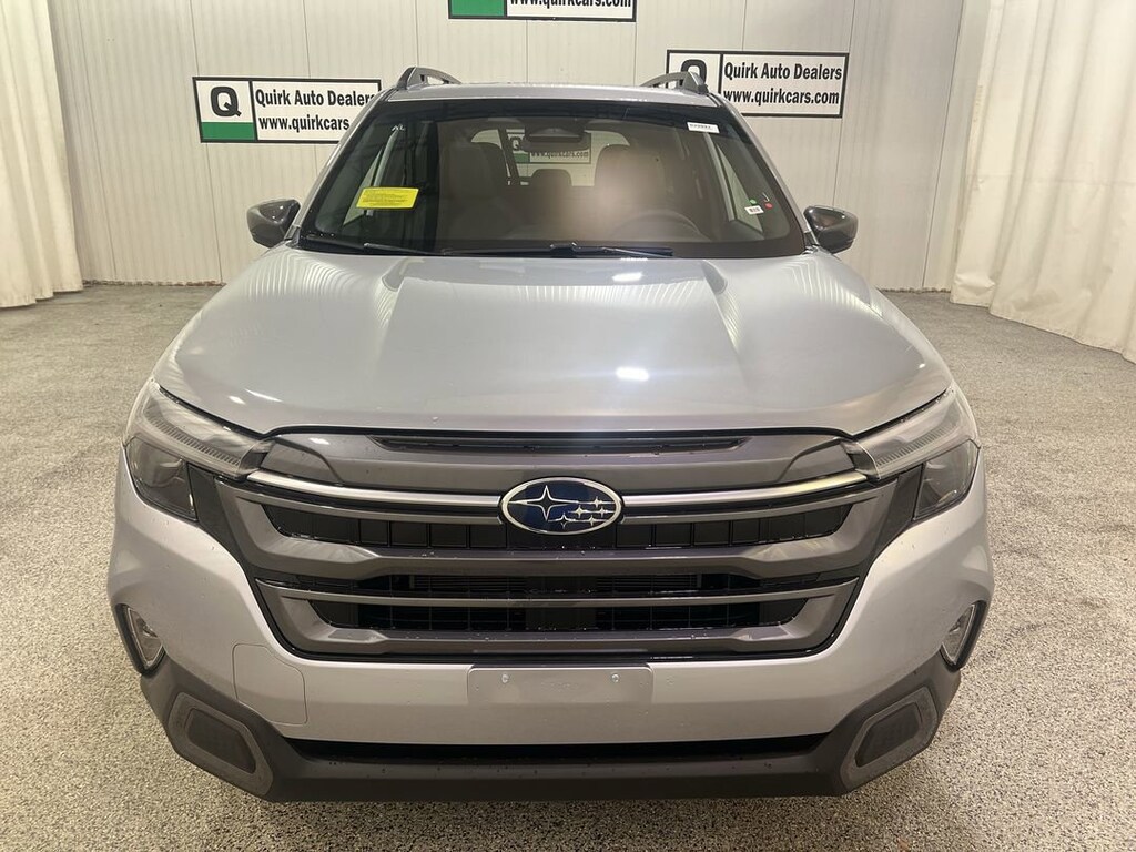 New 2025 Subaru Forester Hybrid Limited SUV