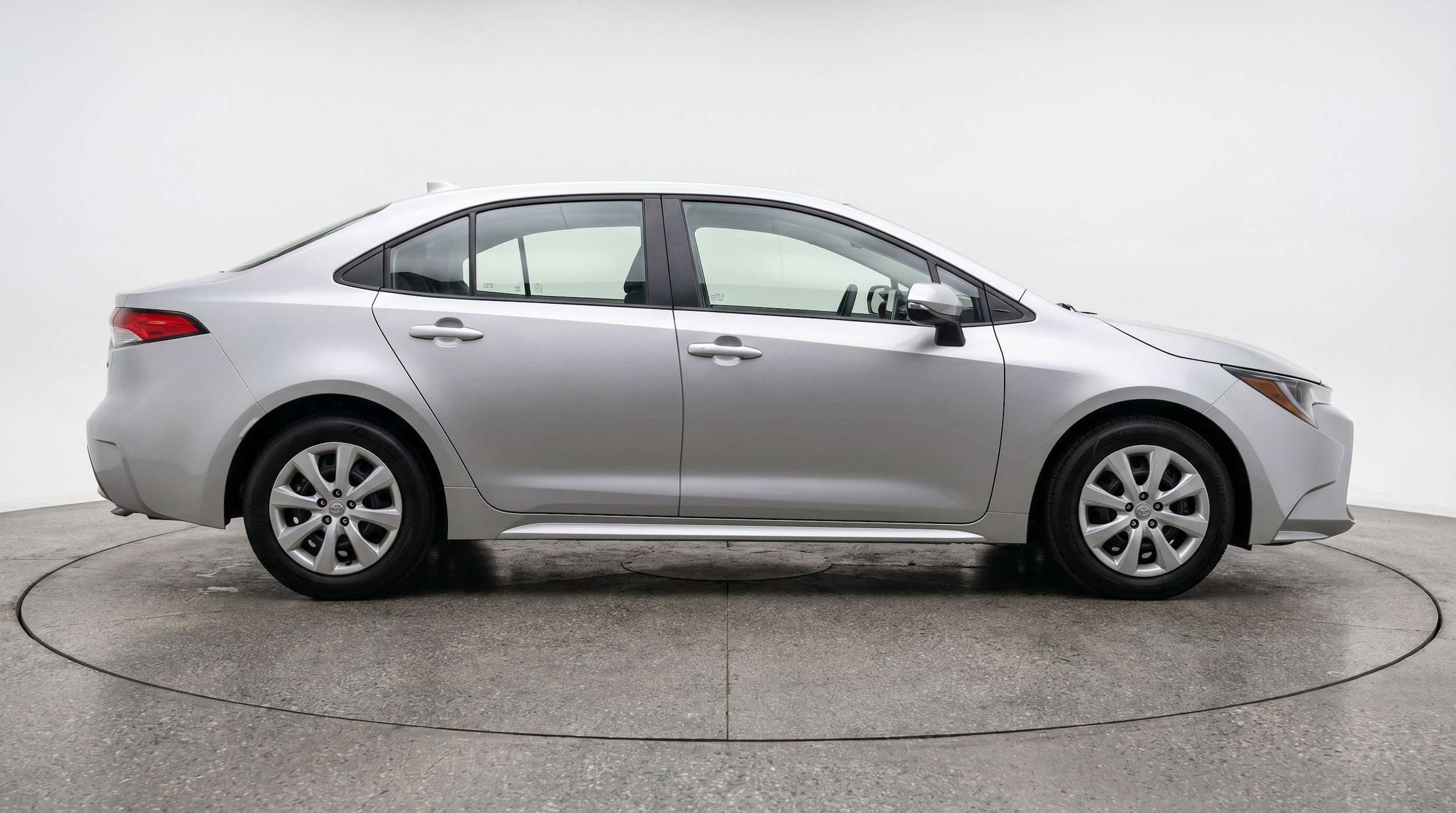 Thumbnail: 2025 Toyota Corolla - 11