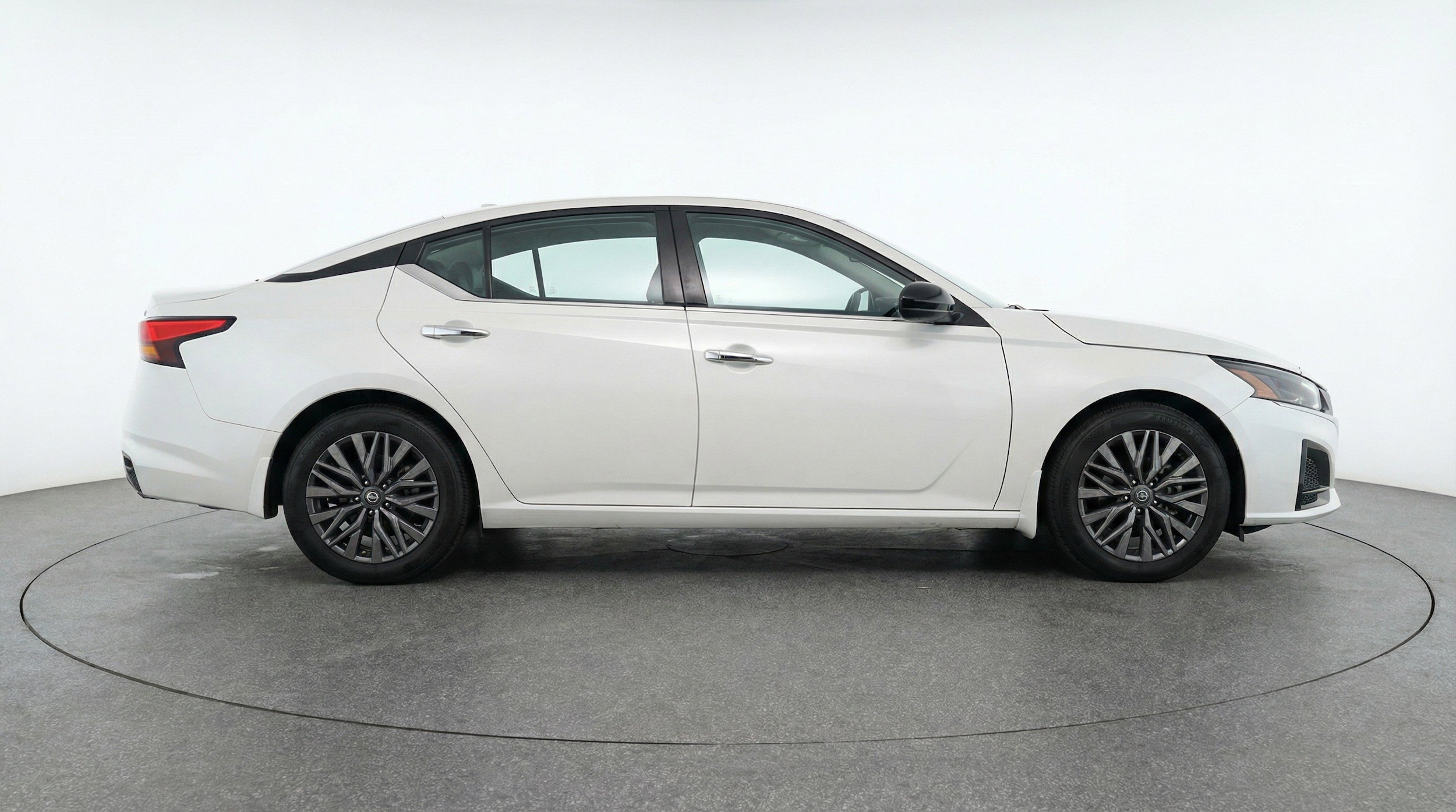 Thumbnail: 2025 Nissan Altima - 11