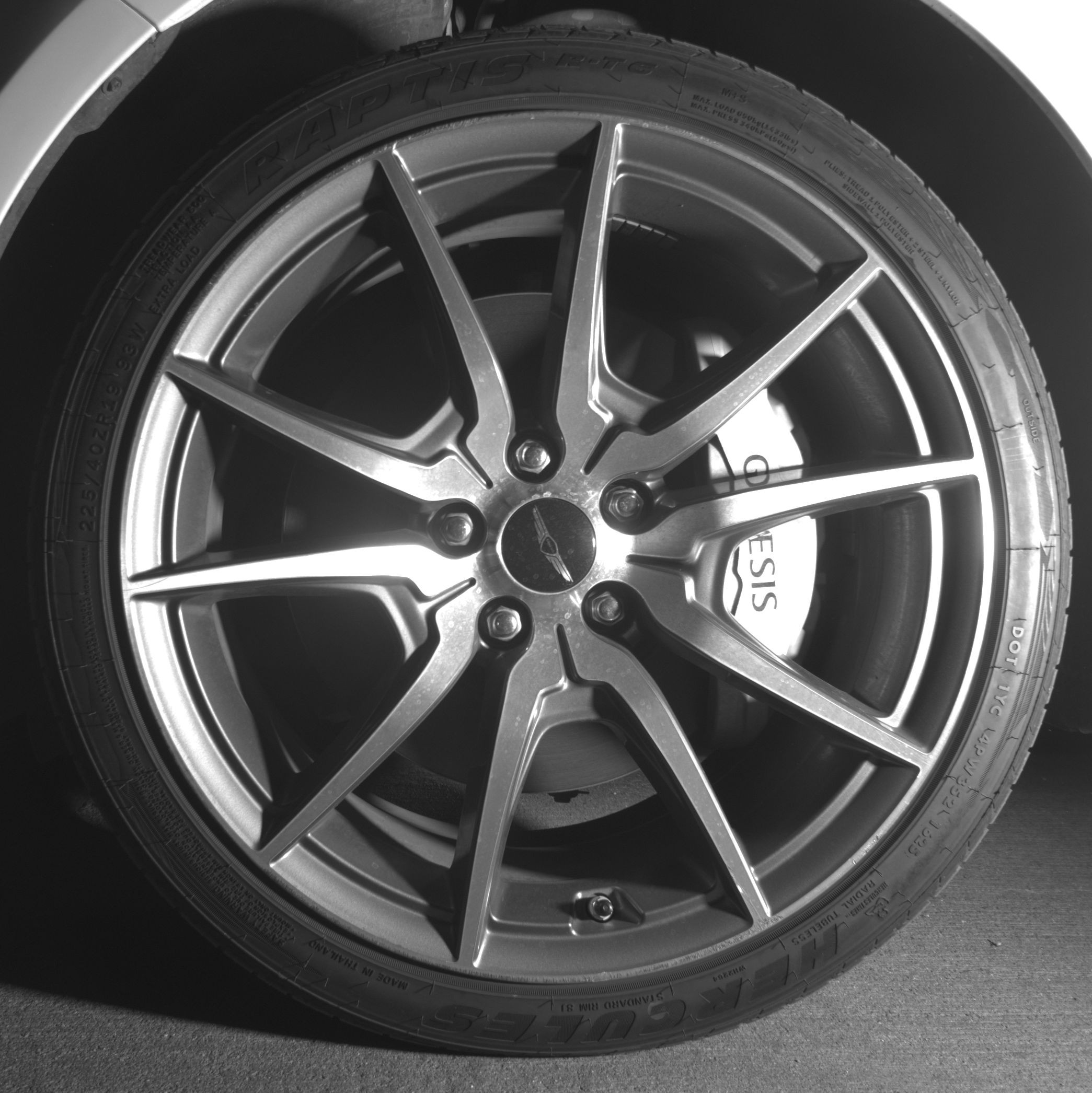 Thumbnail: 2025 Genesis G70 - 9