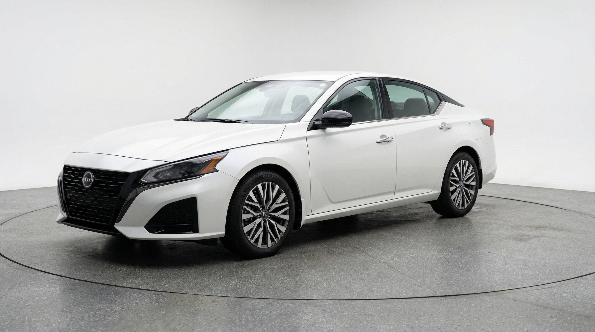 Thumbnail: 2025 Nissan Altima - 3