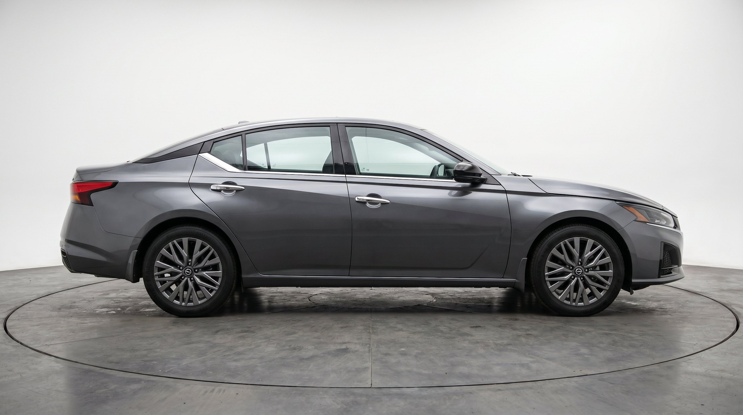 Thumbnail: 2025 Nissan Altima - 11