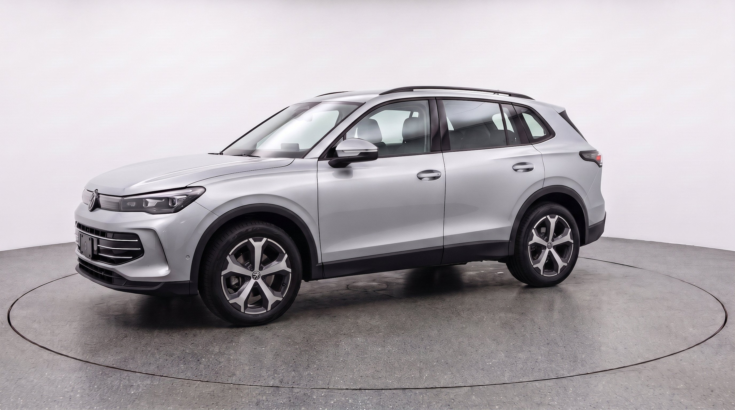 Thumbnail: 2026 Volkswagen Tiguan - 3