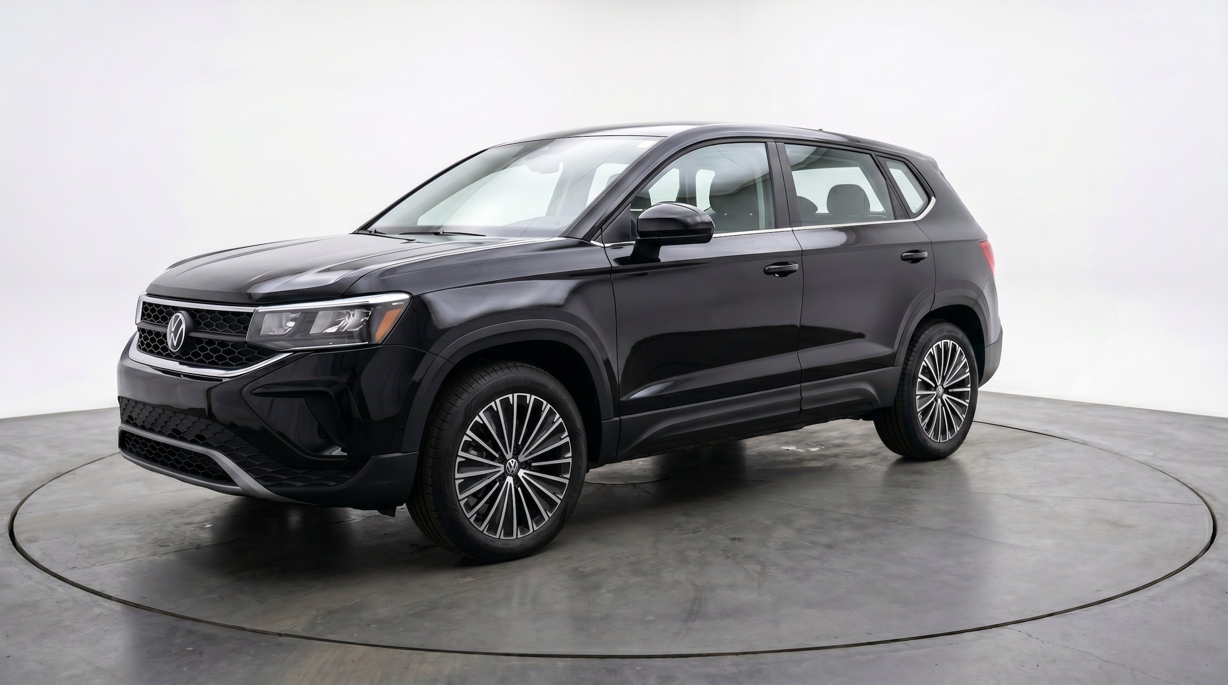 Thumbnail: 2025 Volkswagen Taos - 3
