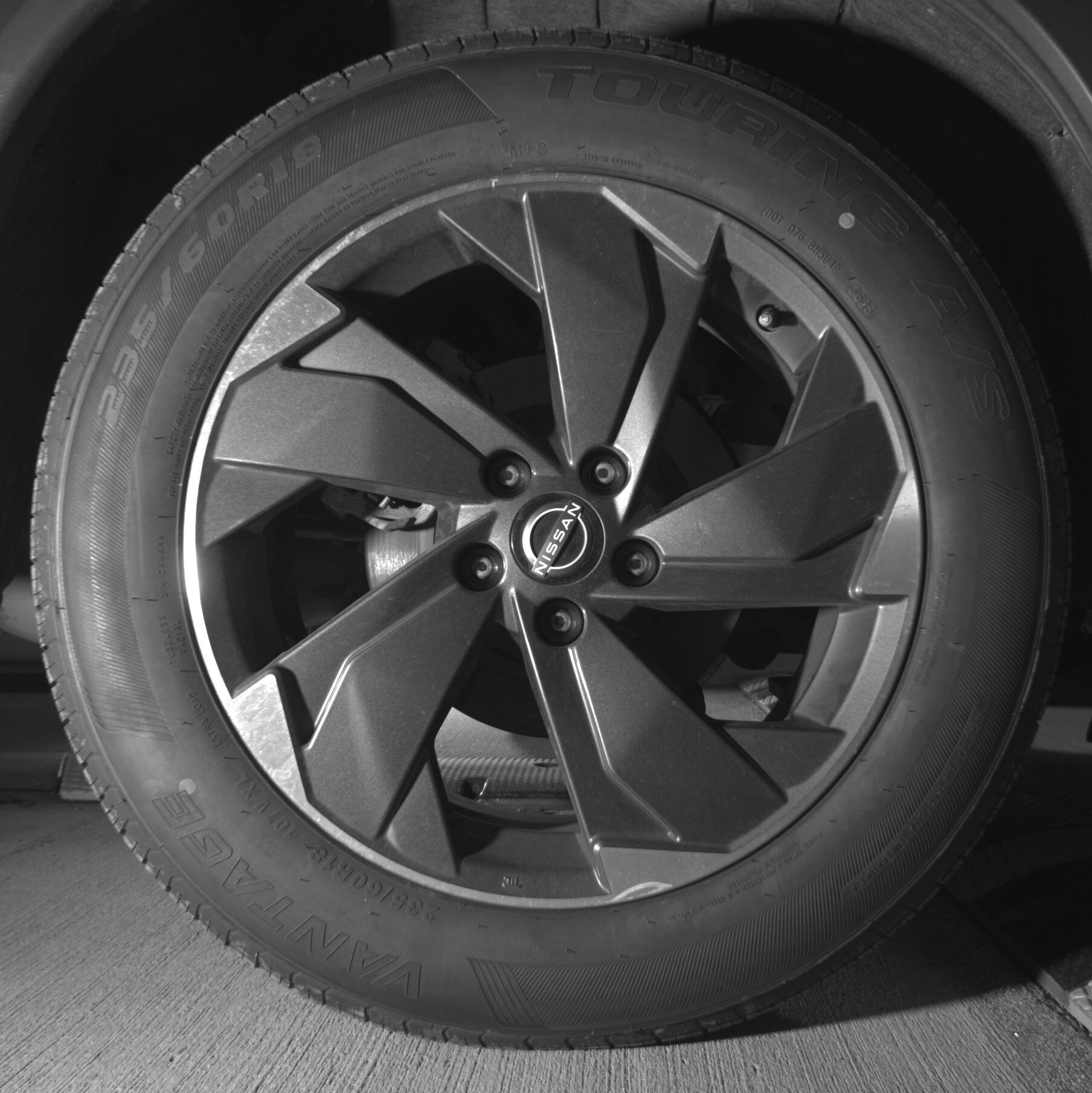 Thumbnail: 2025 Nissan Rogue - 12