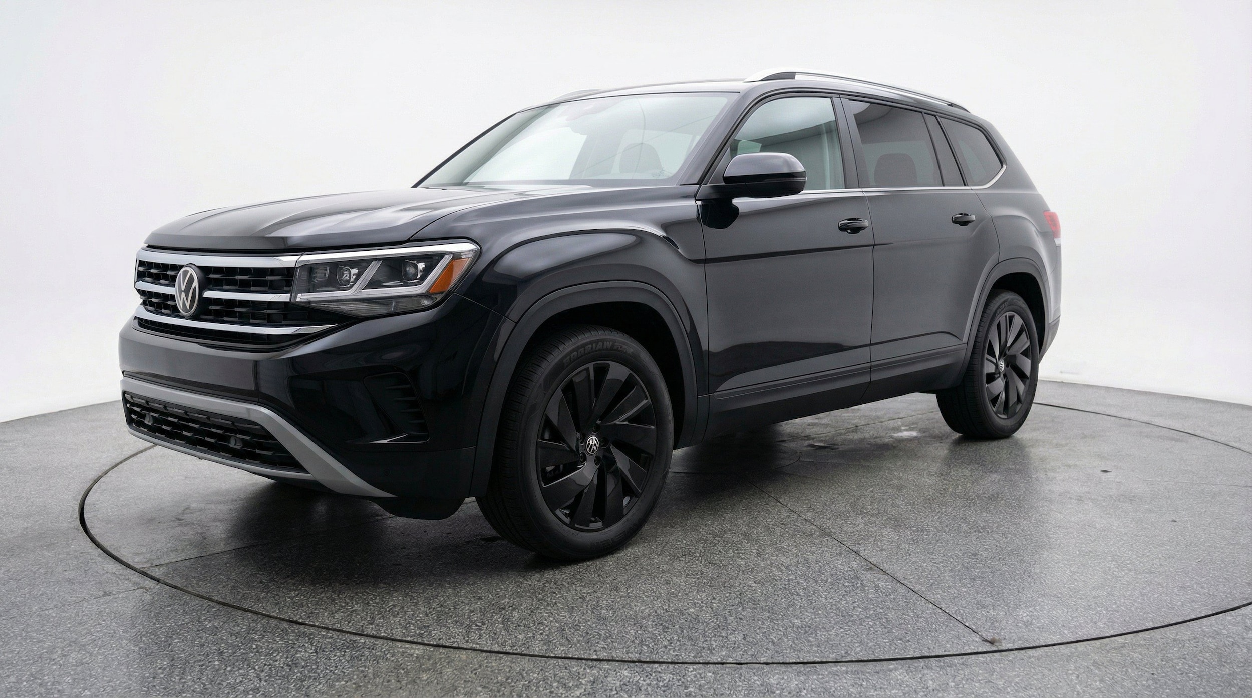 Thumbnail: 2026 Volkswagen Atlas - 3