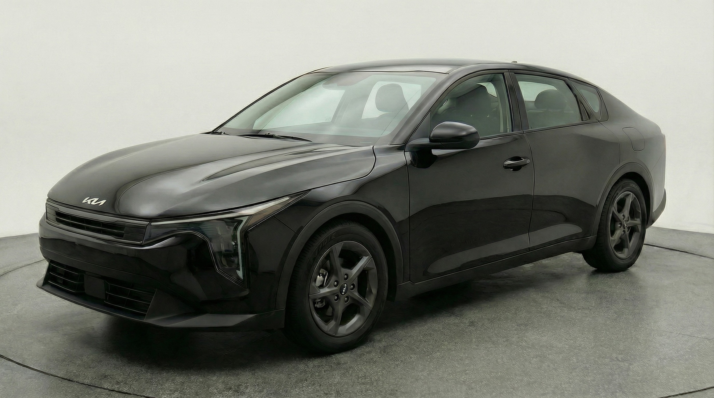 Thumbnail: 2025 Kia K4 - 3