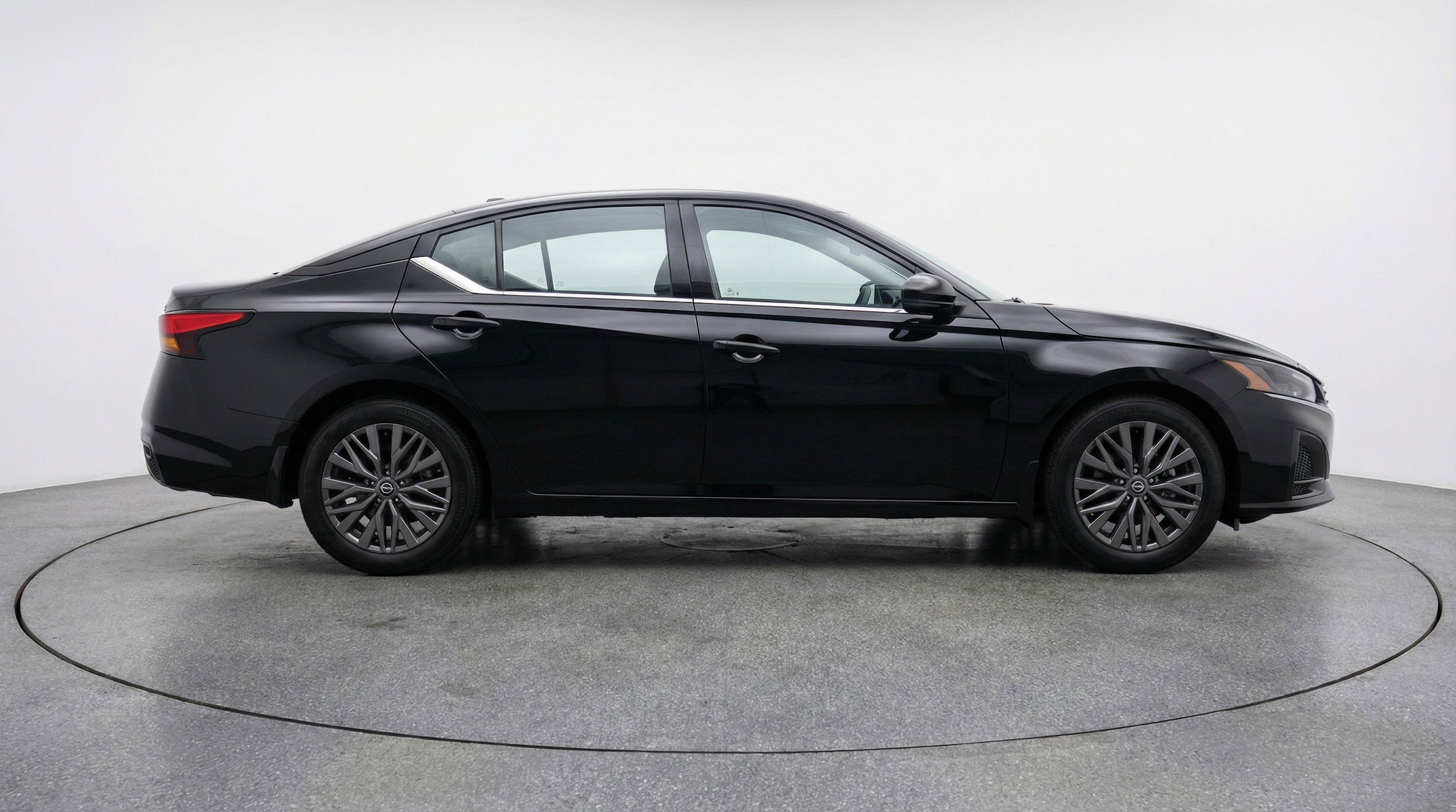 Thumbnail: 2025 Nissan Altima - 11