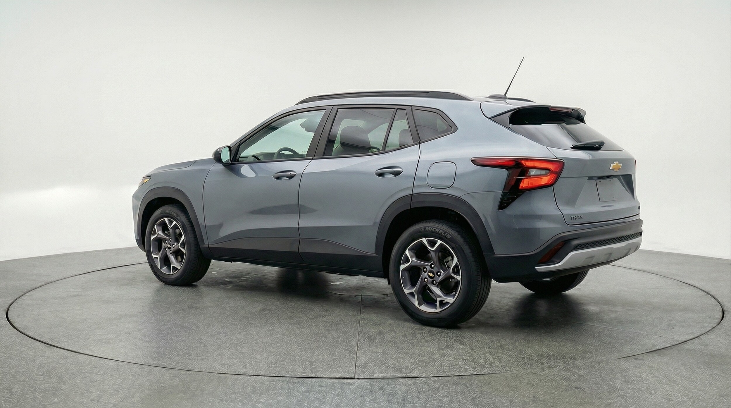 Thumbnail: 2025 Chevrolet Trax - 5