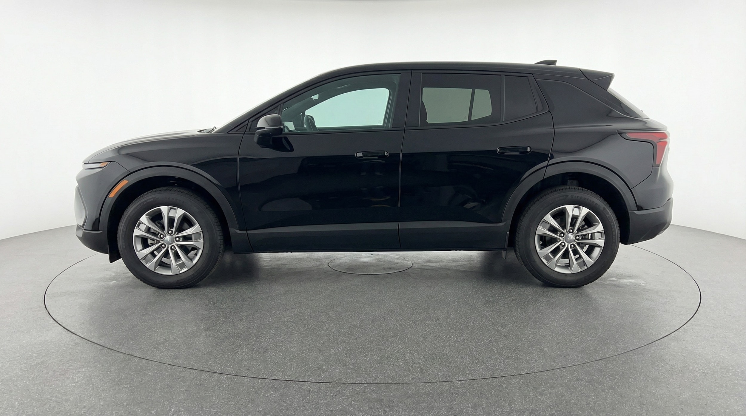 Thumbnail: 2025 Chevrolet Equinox - 4