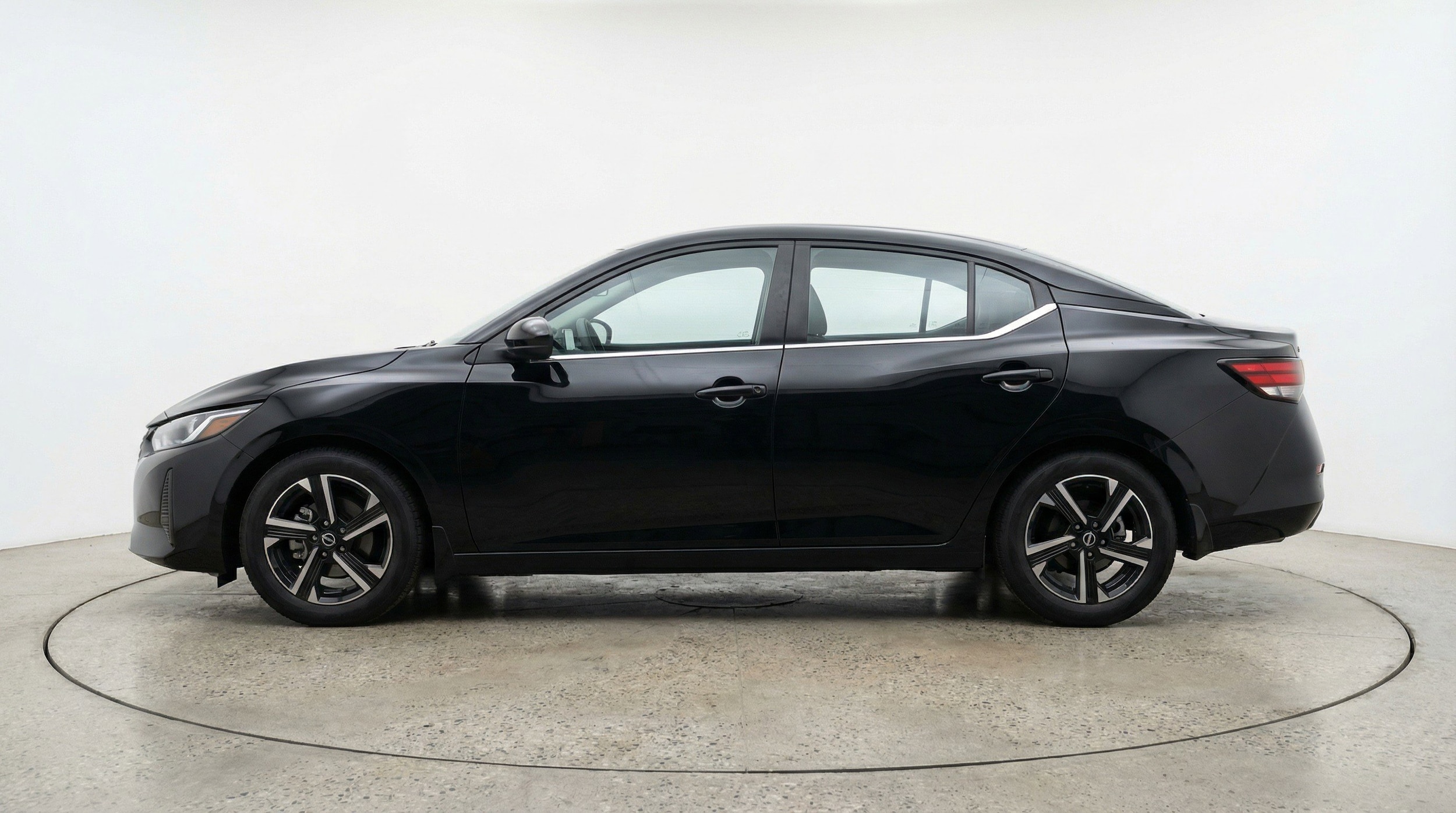 Thumbnail: 2025 Nissan Sentra - 5