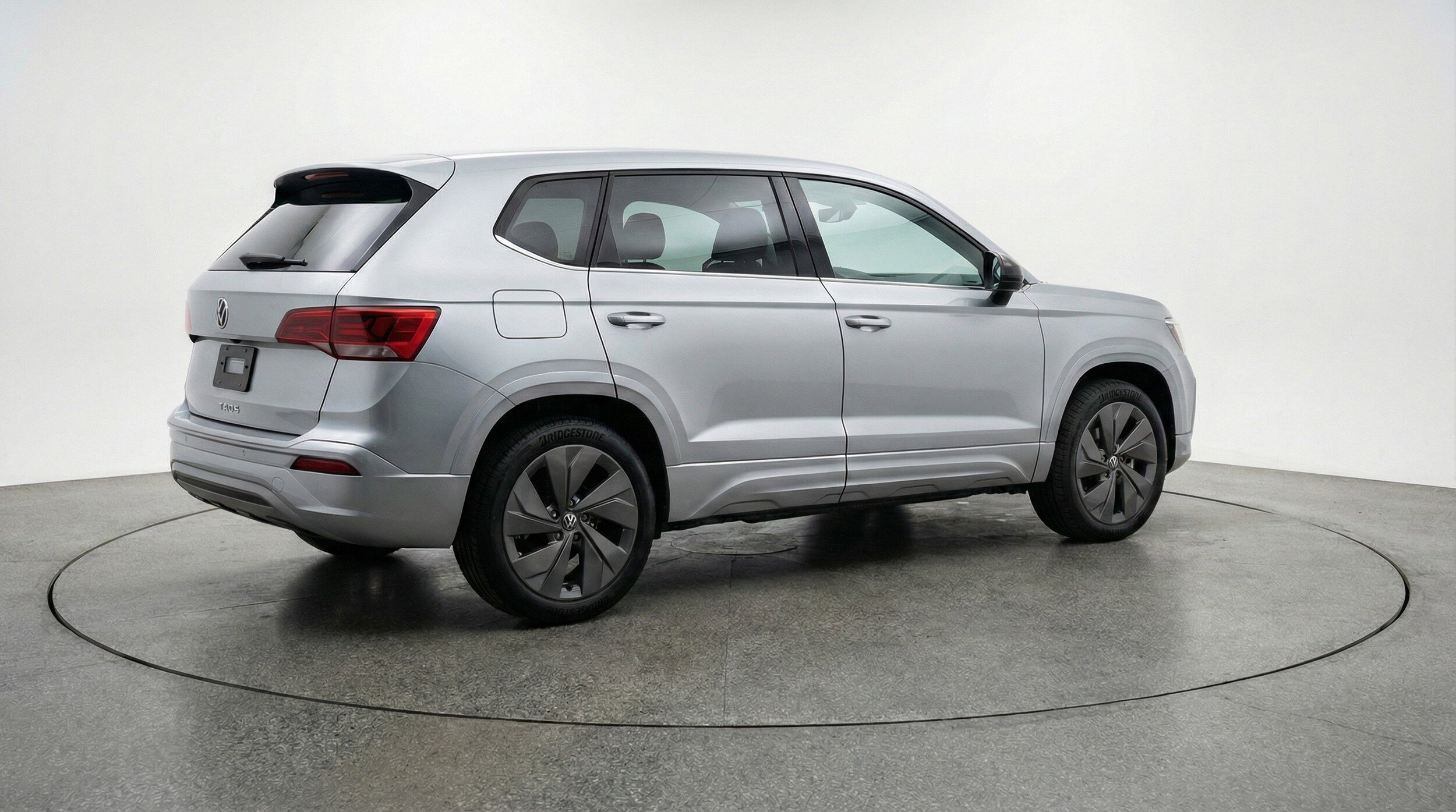 Thumbnail: 2025 Volkswagen Taos - 9