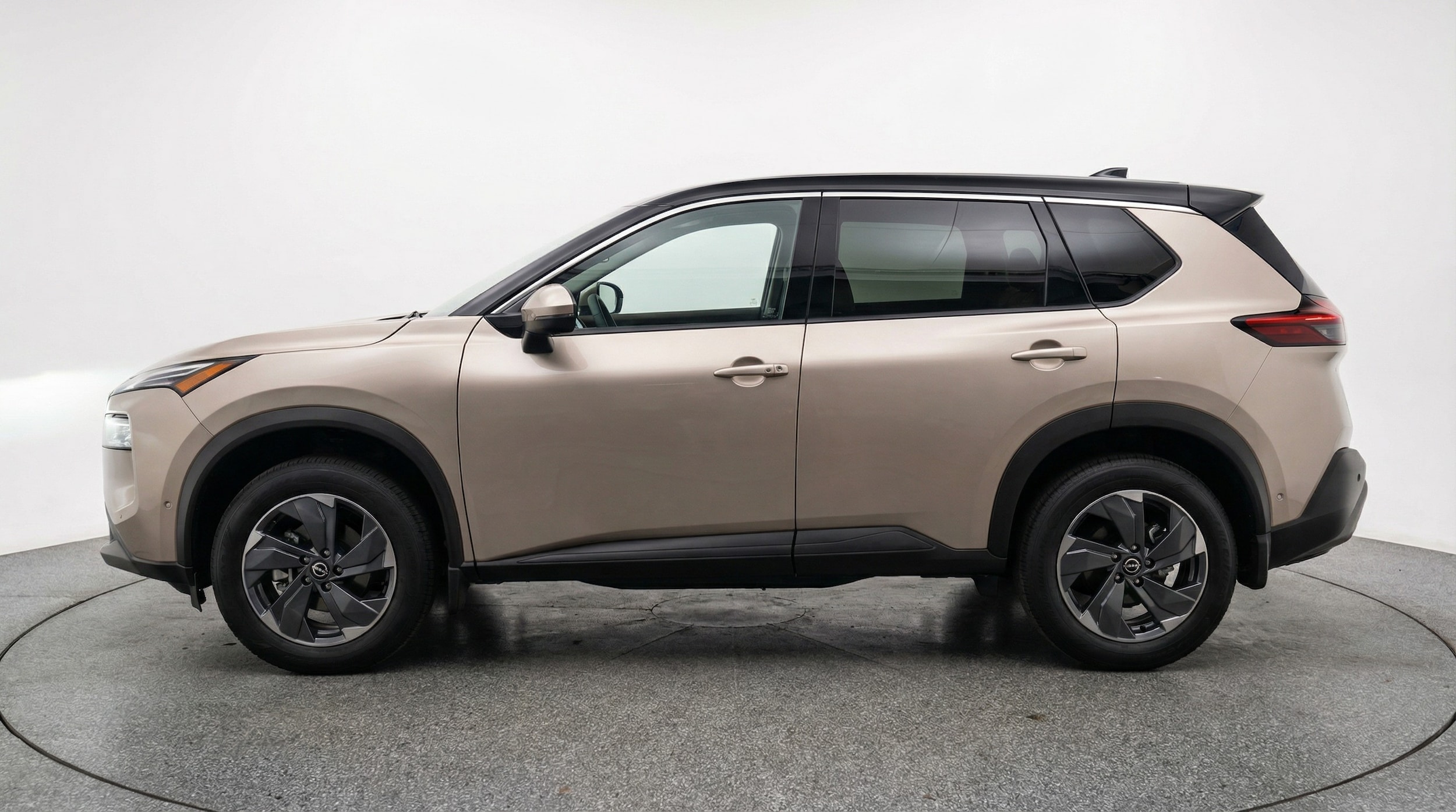 Thumbnail: 2025 Nissan Rogue - 4