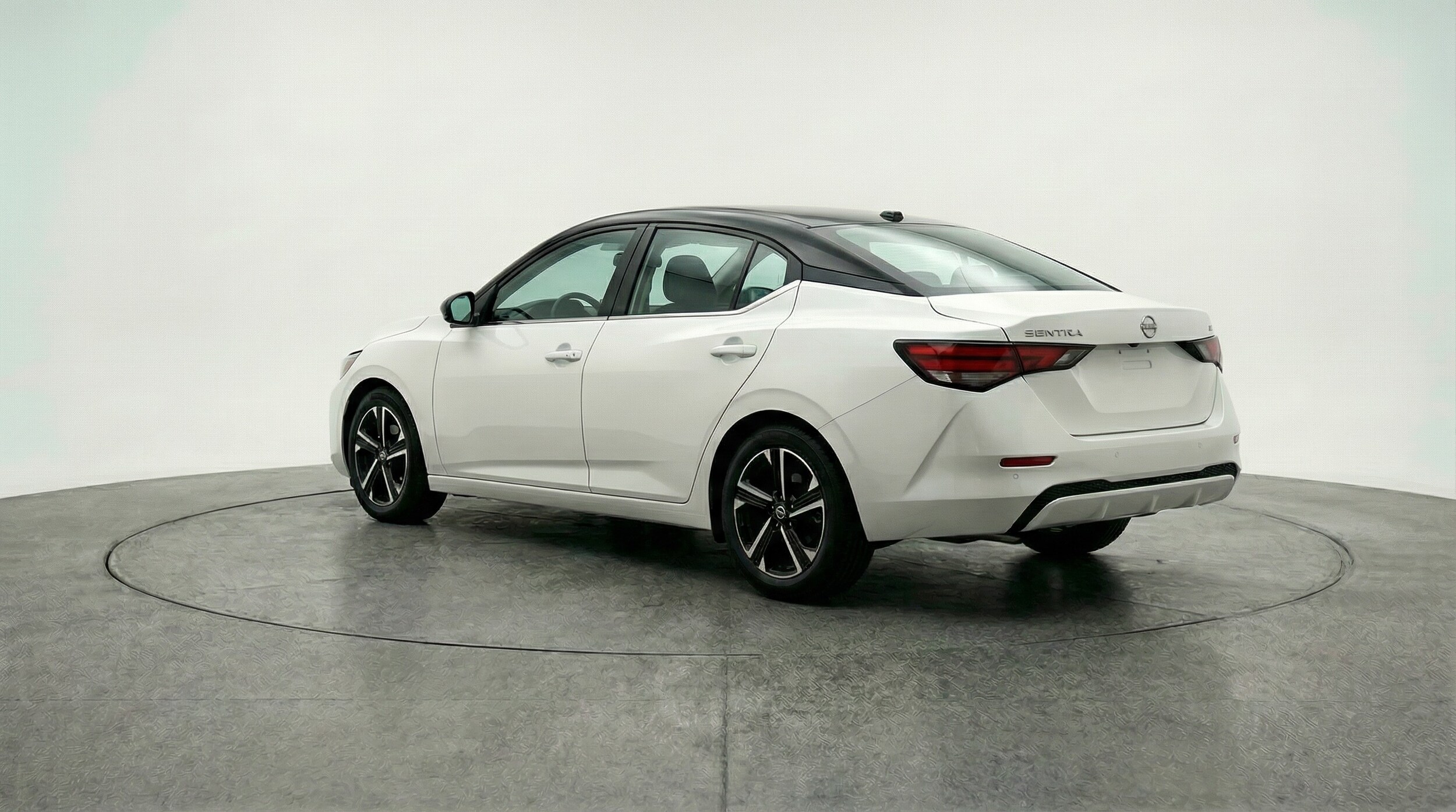 Thumbnail: 2025 Nissan Sentra - 5