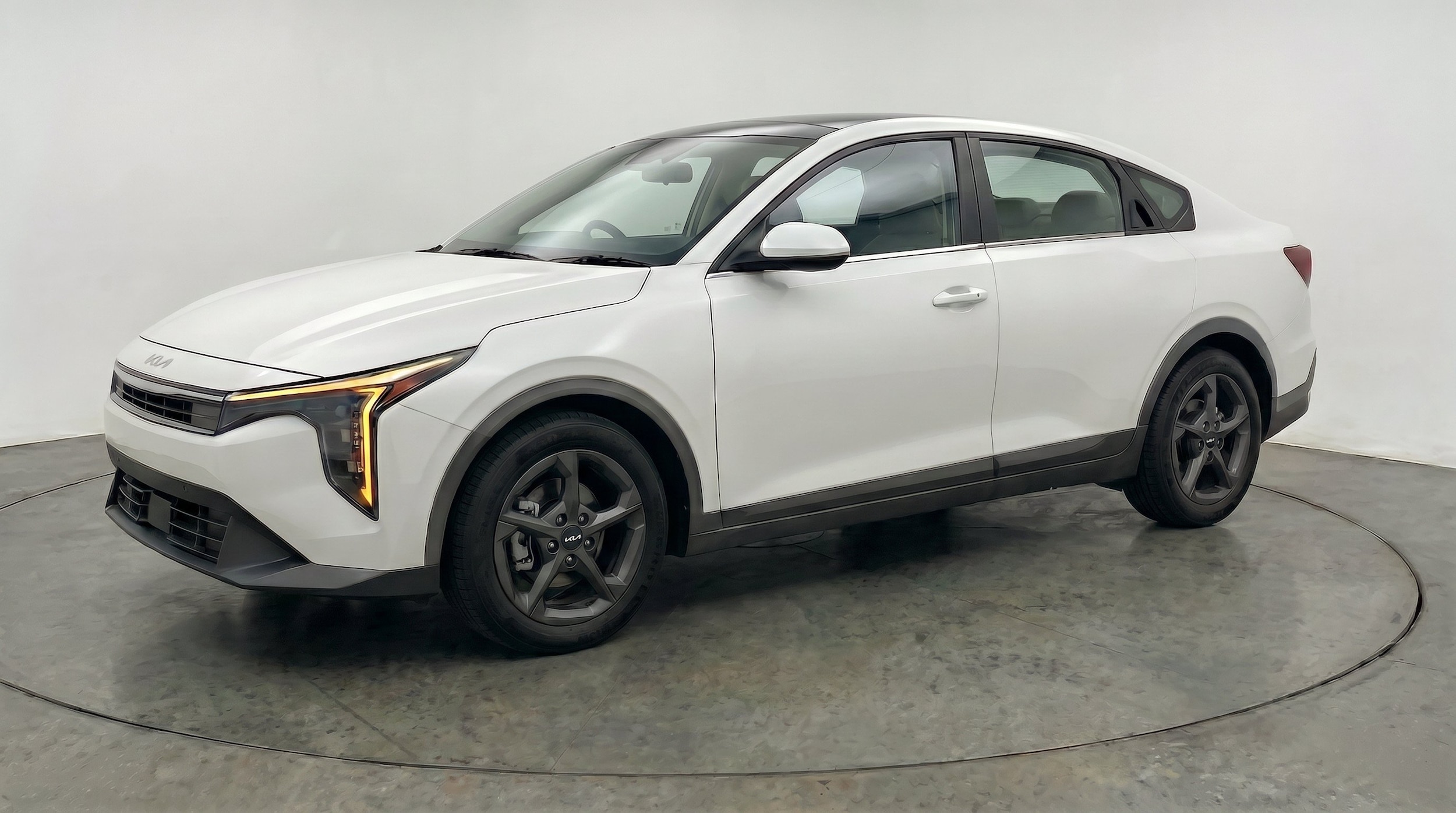 Thumbnail: 2026 Kia K4 - 3