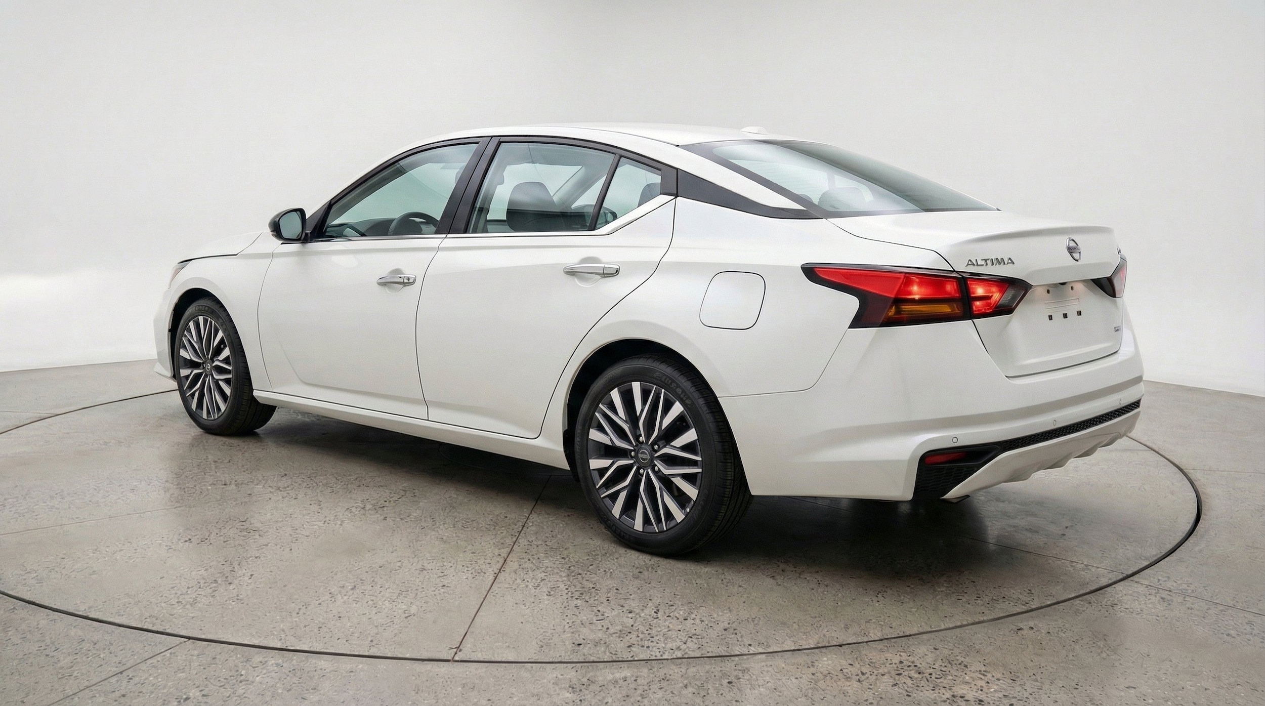 Thumbnail: 2025 Nissan Altima - 6