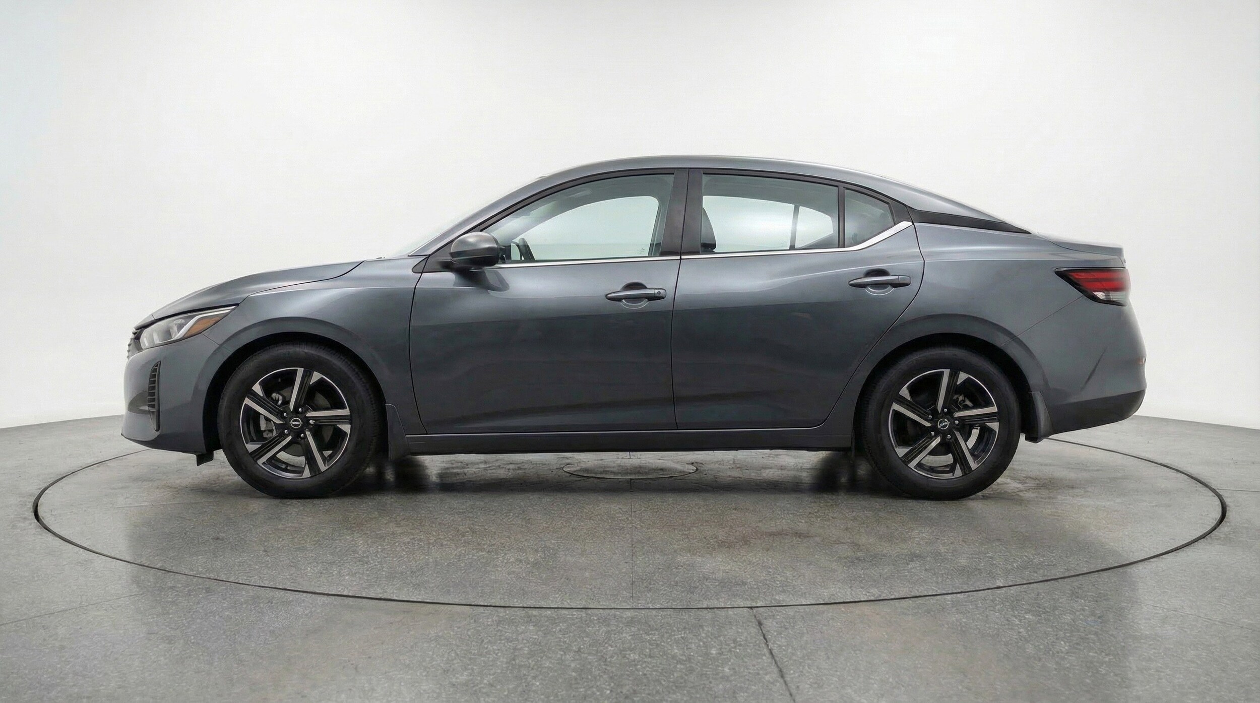 Thumbnail: 2025 Nissan Sentra - 5